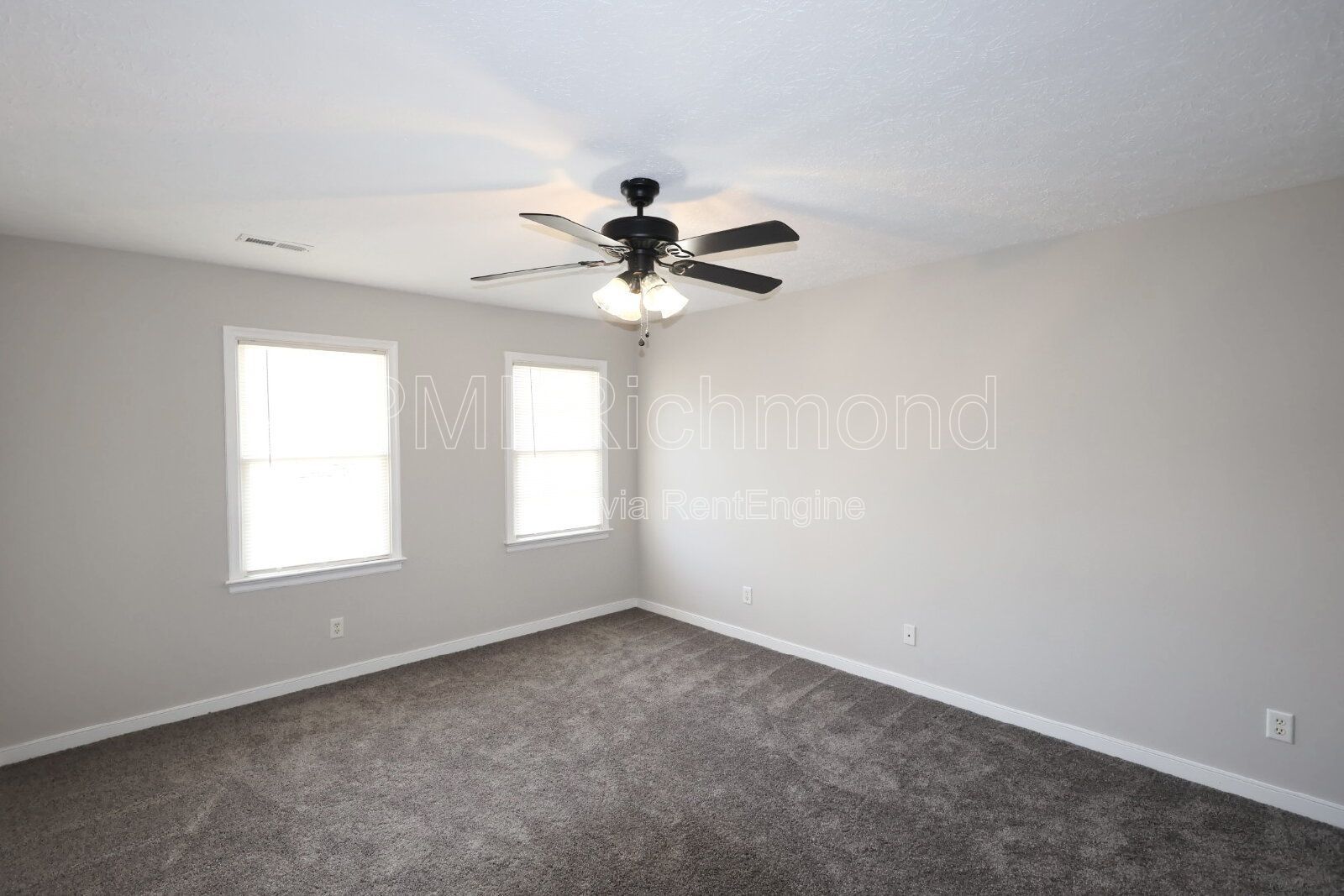 Newly Updated 4 Bed Home in the Desirable Ashbrook Subdivision! property image