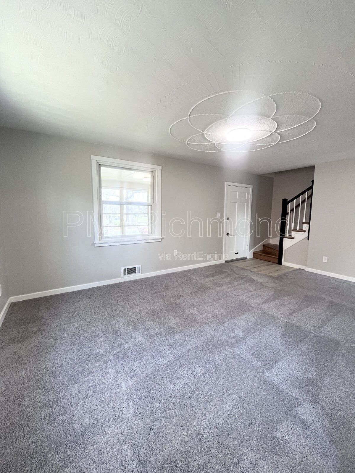 Amazing 4-Bed Home in Richmond, VA with Ample Space and Character! property image