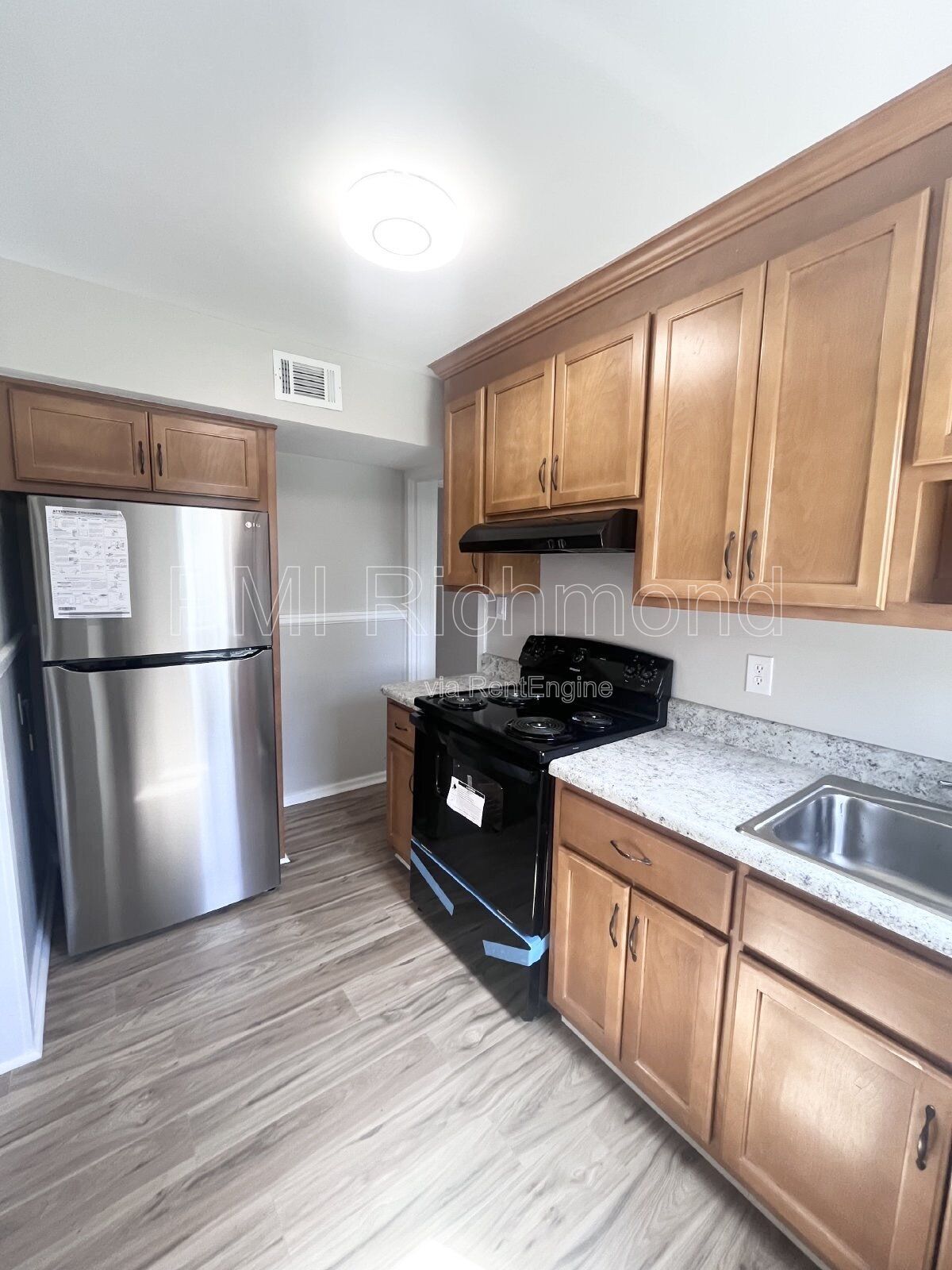 Amazing 4-Bed Home in Richmond, VA with Ample Space and Character! property image