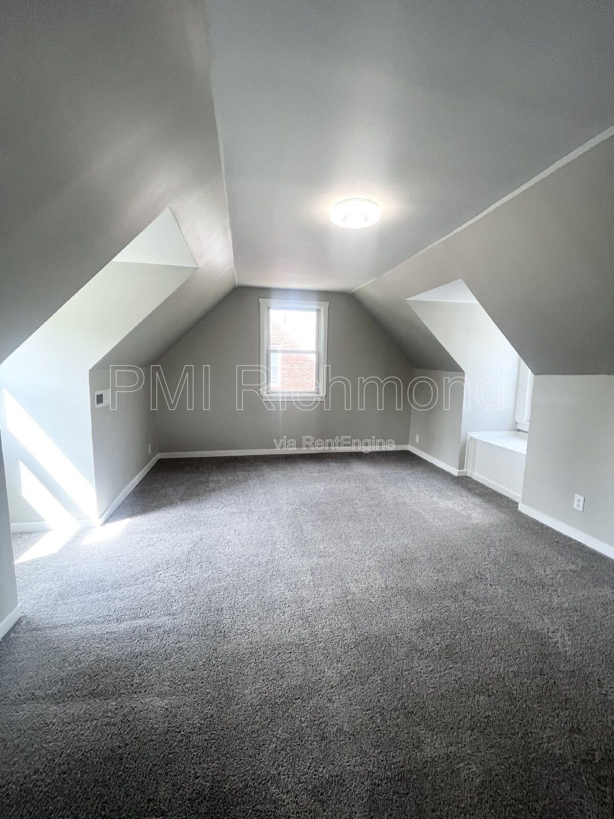 Amazing 4-Bed Home in Richmond, VA with Ample Space and Character! property image