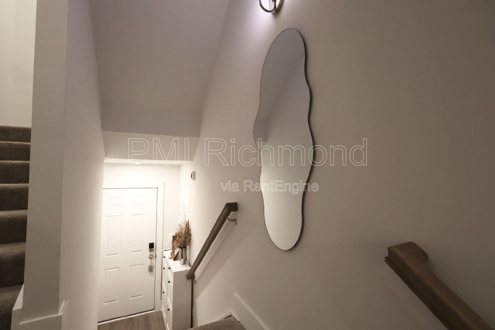 Experience Luxury Living: 3-Bed Condo at 1500 Moore St #B in Richmond! property image