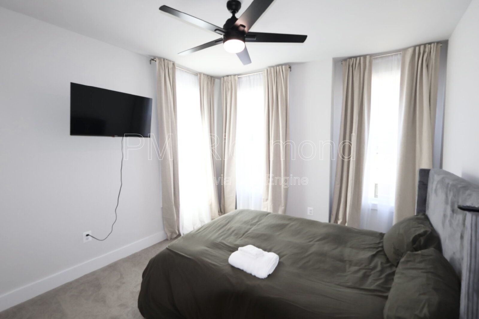 Experience Luxury Living: 3-Bed Condo at 1500 Moore St #B in Richmond! property image