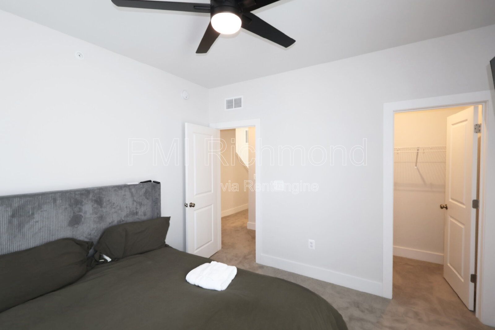 Experience Luxury Living: 3-Bed Condo at 1500 Moore St #B in Richmond! property image