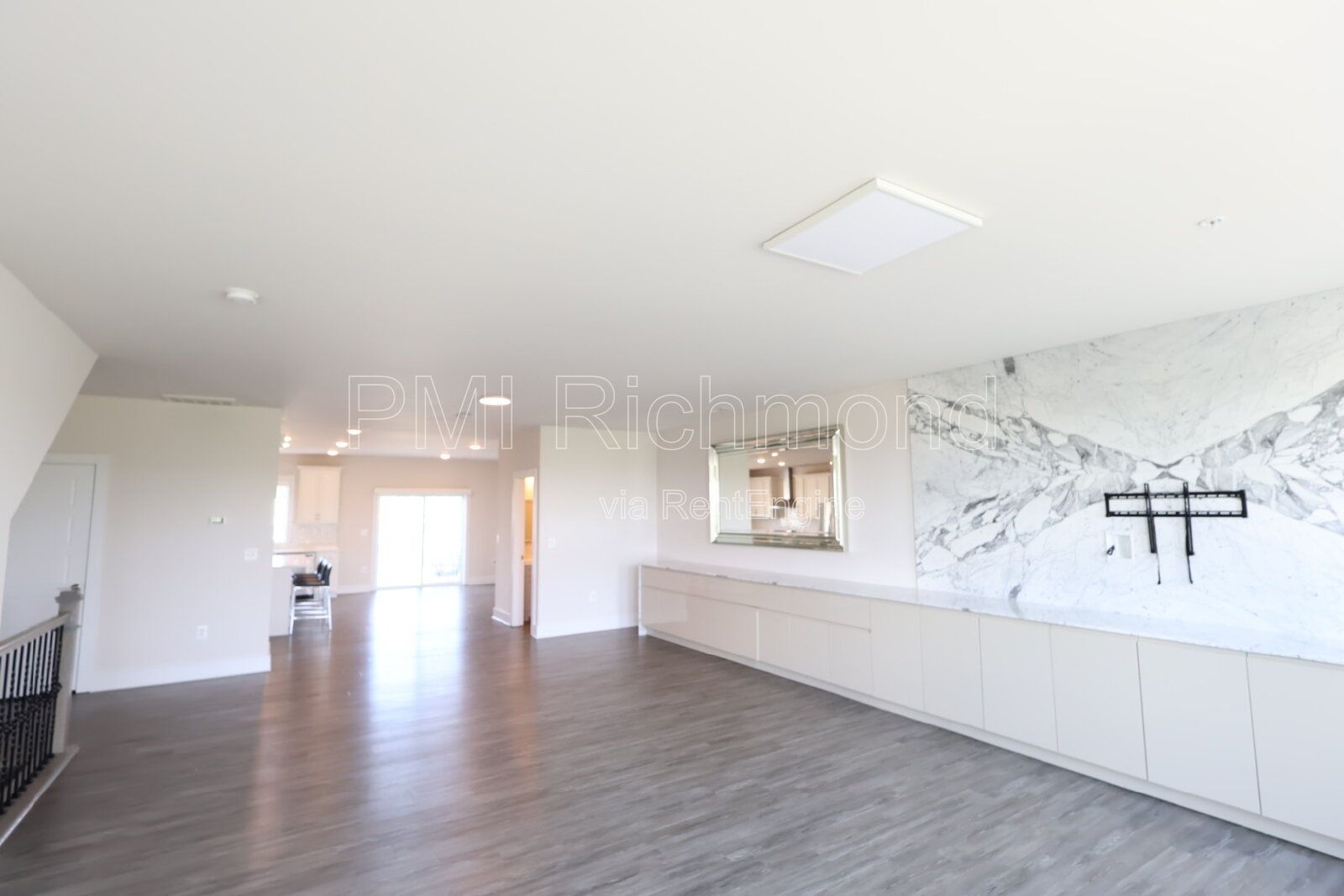 Gorgeous 3-Bed Townhouse in Short Pump with Granite Touches! property image