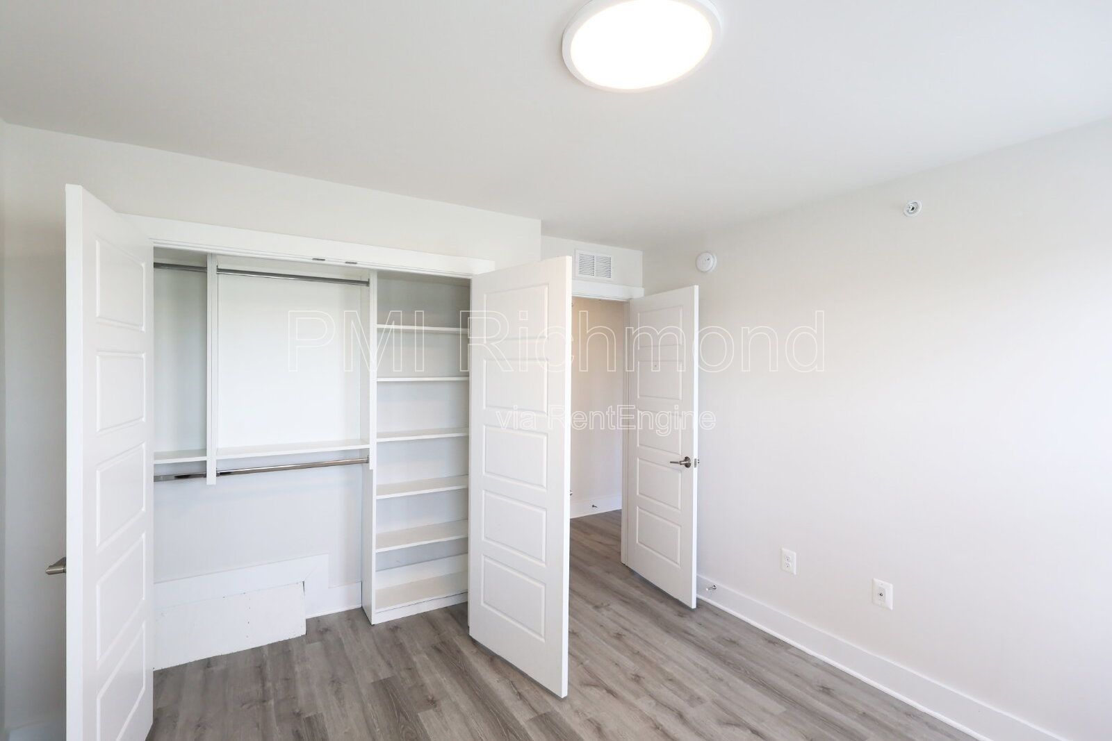 Gorgeous 3-Bed Townhouse in Short Pump with Granite Touches! property image