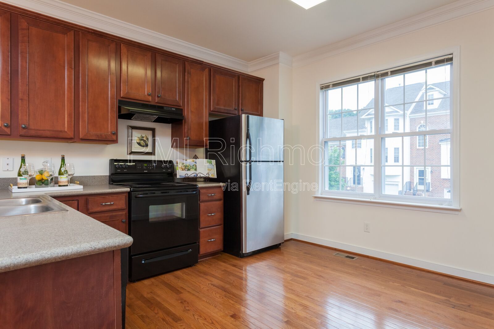 Beautiful Town Home in the Townes at Stratford Subdivision in Richmond! property image