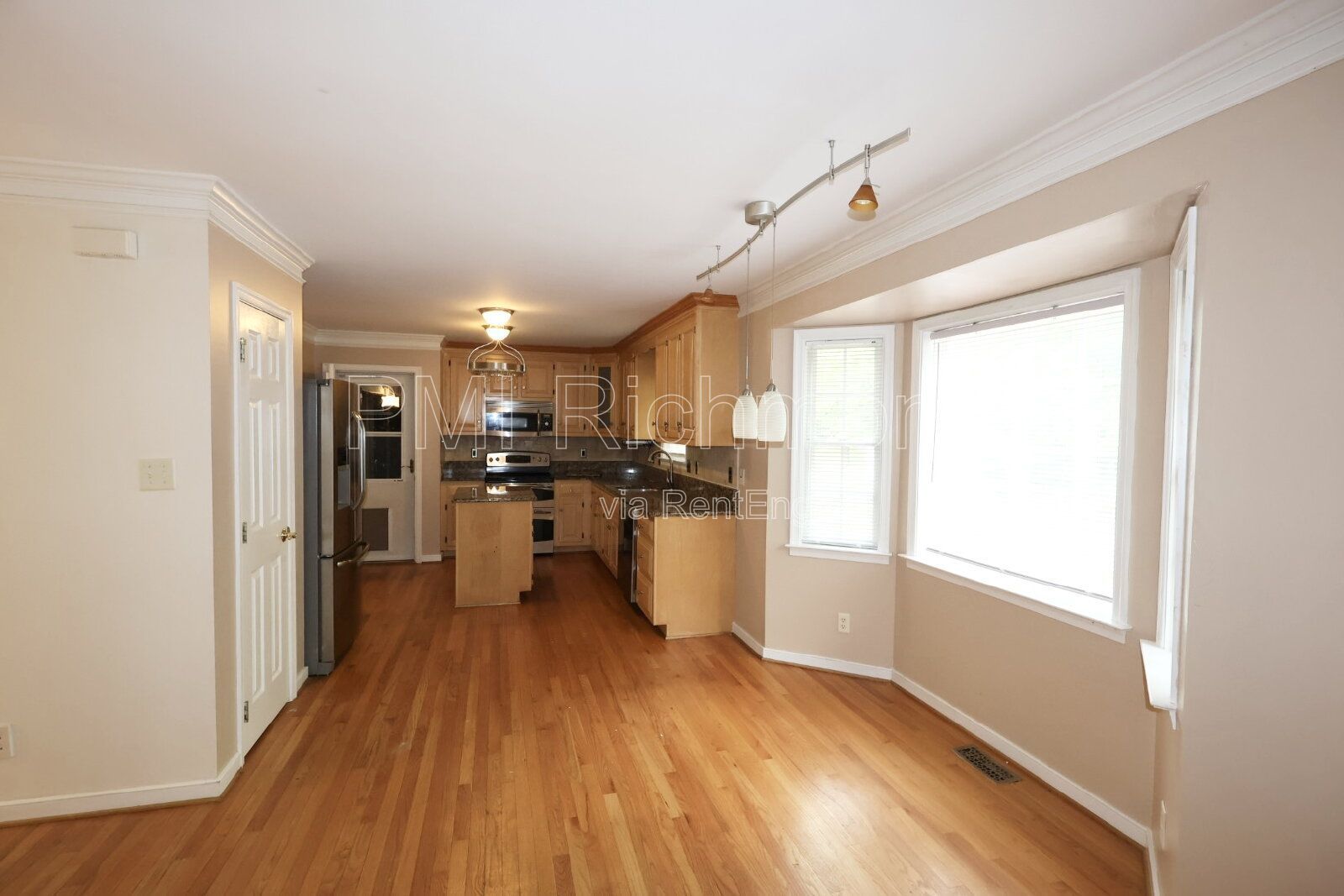 Traditional Style Single Family 4Bed Home in Chesterfield! property image