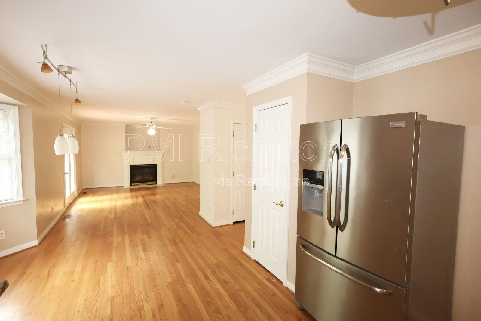 Traditional Style Single Family 4Bed Home in Chesterfield! property image