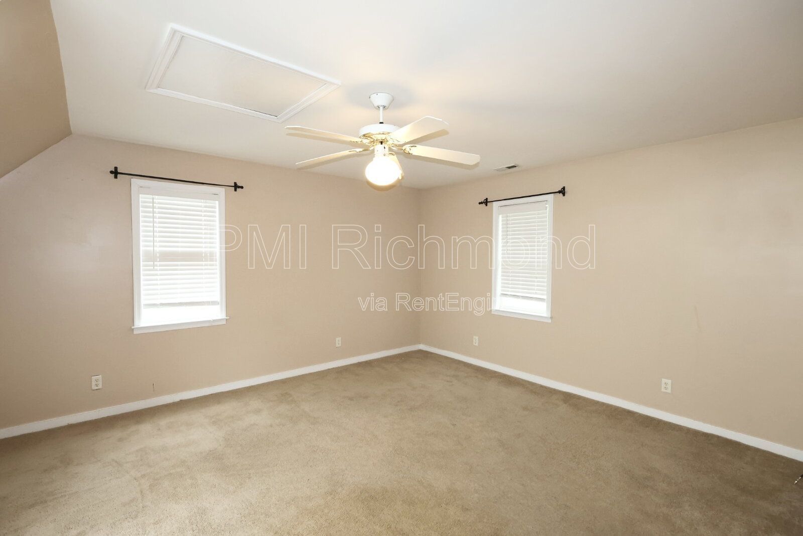 Traditional Style Single Family 4Bed Home in Chesterfield! property image