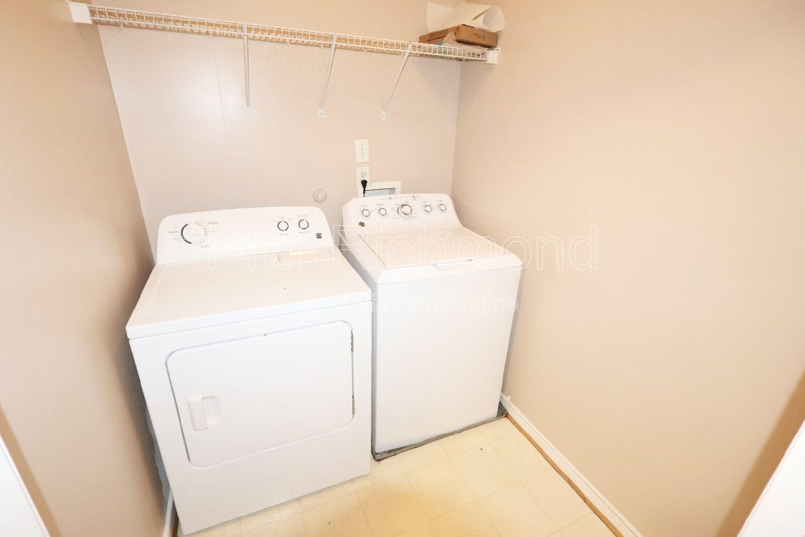 Traditional Style Single Family 4Bed Home in Chesterfield! property image