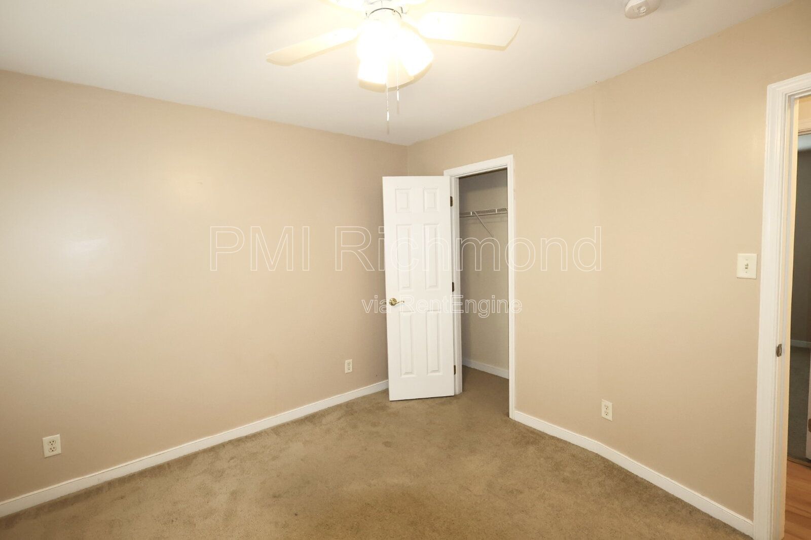 Traditional Style Single Family 4Bed Home in Chesterfield! property image