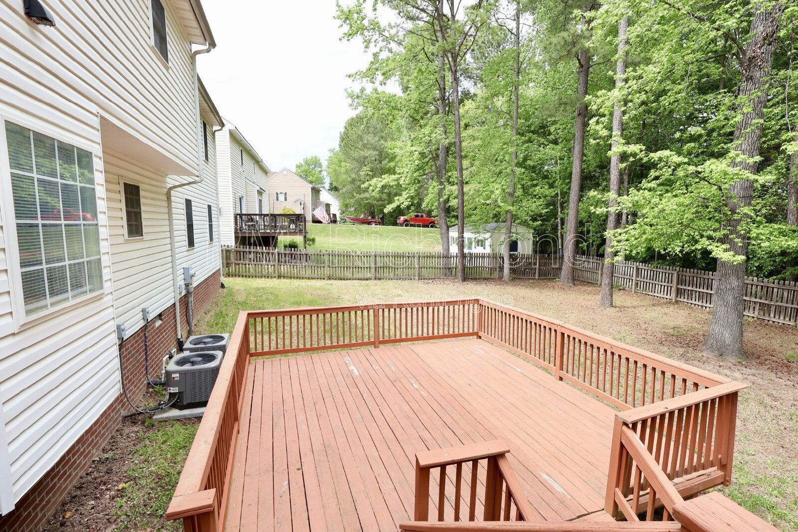 Traditional Style Single Family 4Bed Home in Chesterfield! property image