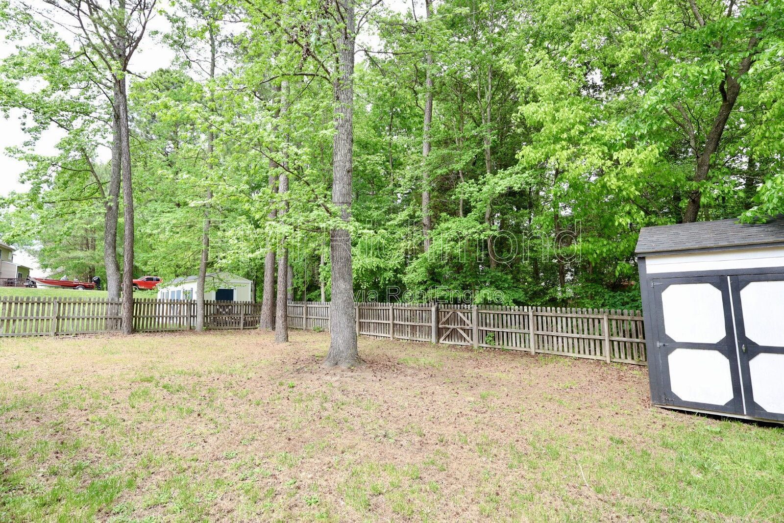 Traditional Style Single Family 4Bed Home in Chesterfield! property image