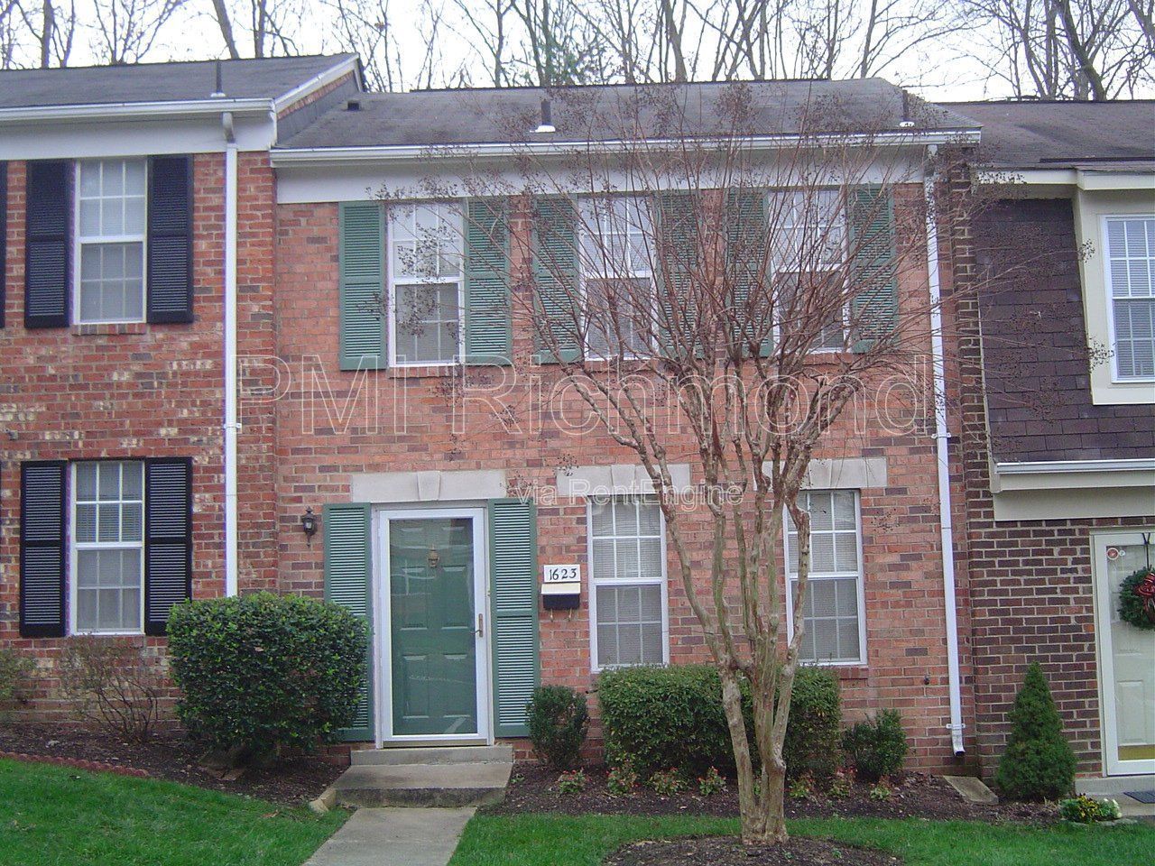 Wonderful 3 Bed, 1.5 Bath Townhouse in the West End! property image