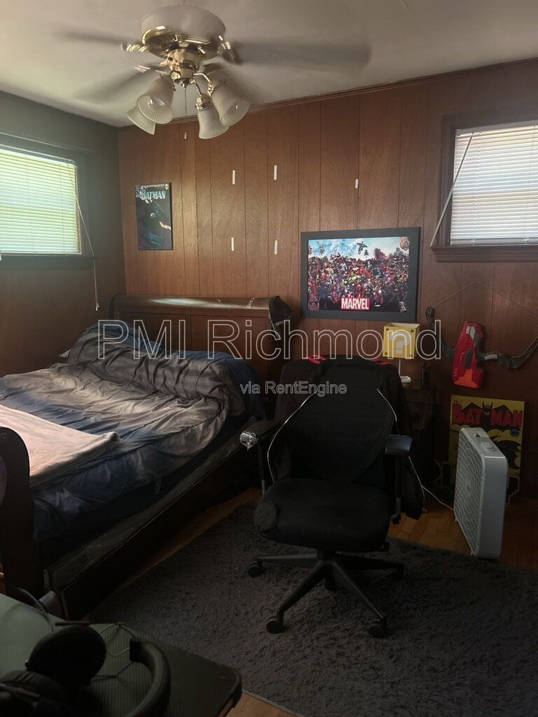 Cozy 3Bed Home with Large Yard in Petersburg! property image