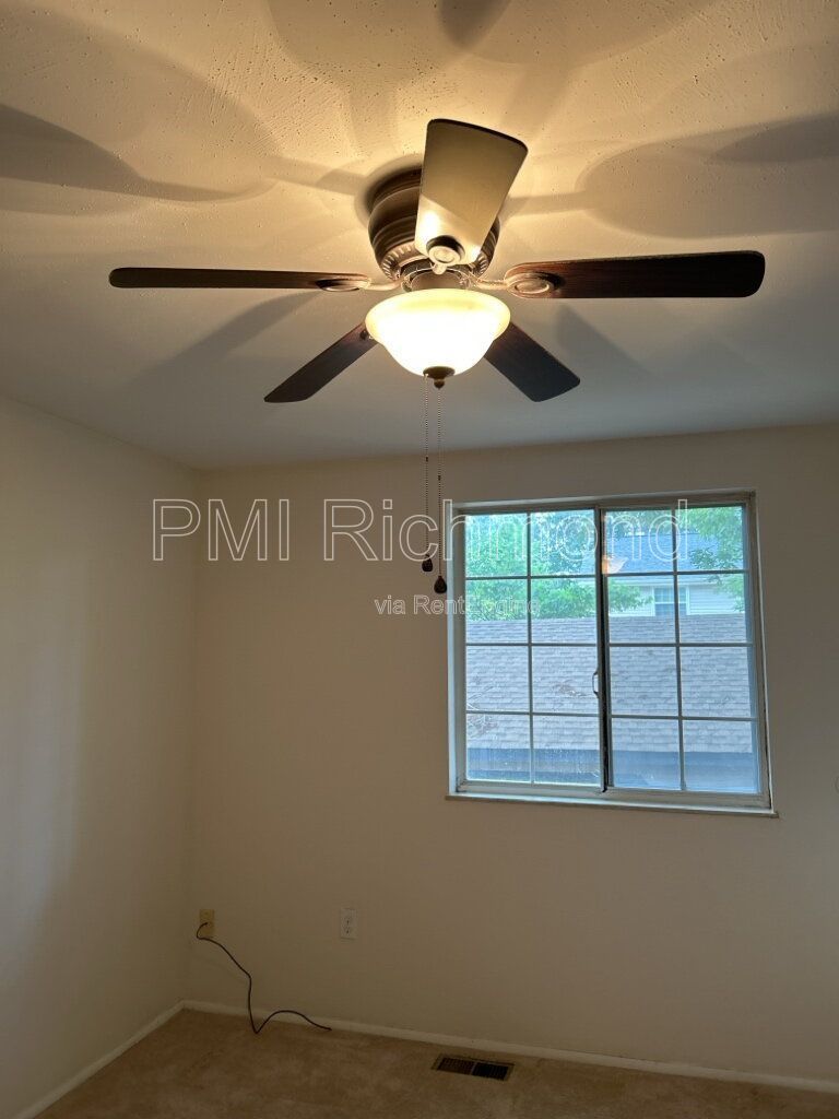 Spacious 5-Bed Home in the Broad Meadows Subdivision of Glen Allen! property image