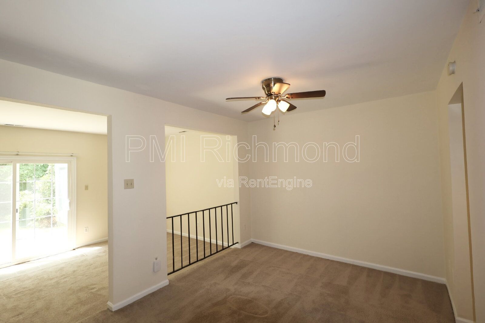 Wonderful 3 Bed, 1.5 Bath Townhouse in the West End! property image