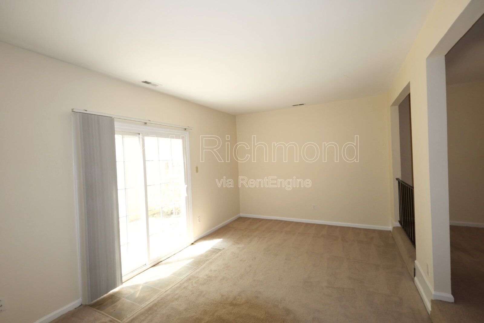 Wonderful 3 Bed, 1.5 Bath Townhouse in the West End! property image