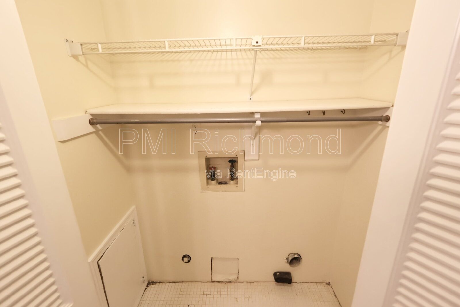Wonderful 3 Bed, 1.5 Bath Townhouse in the West End! property image