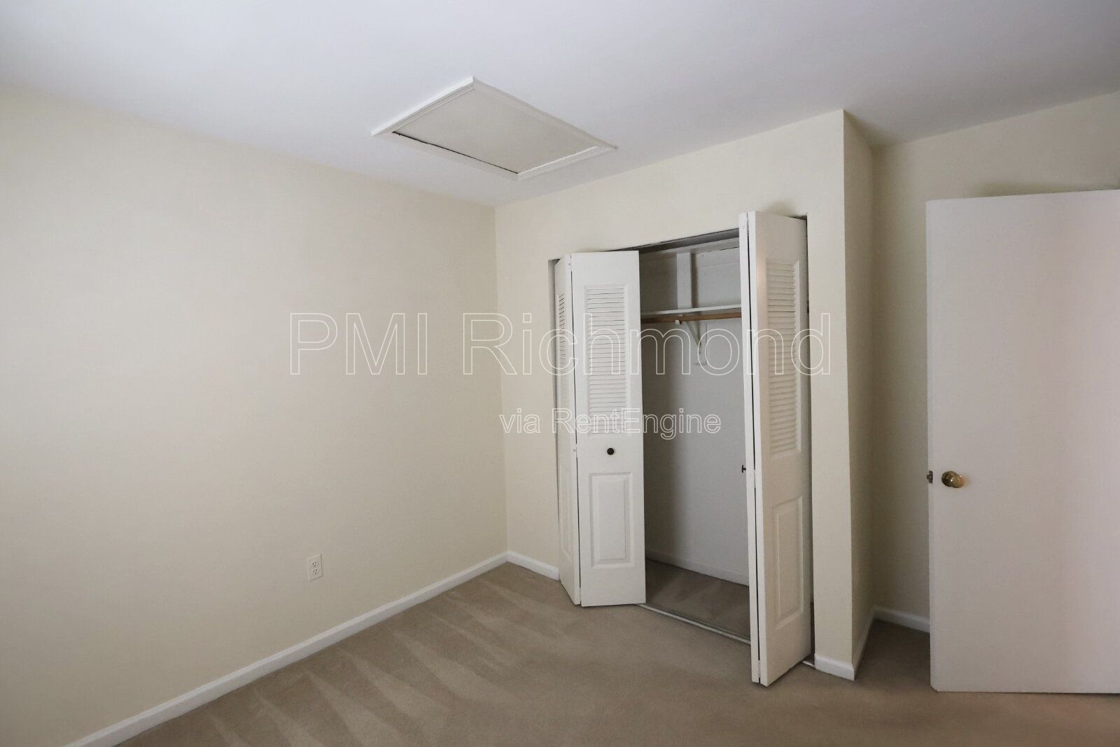Wonderful 3 Bed, 1.5 Bath Townhouse in the West End! property image