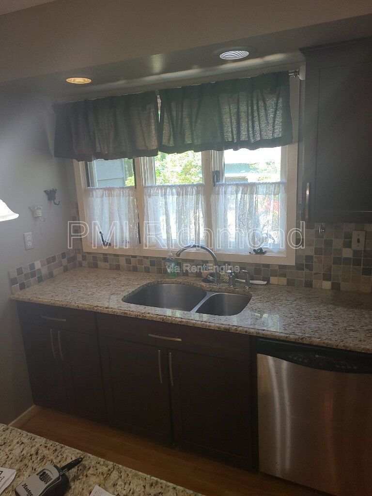 Cozy 3-Bedroom Cedar Chase Home in Henrico! property image