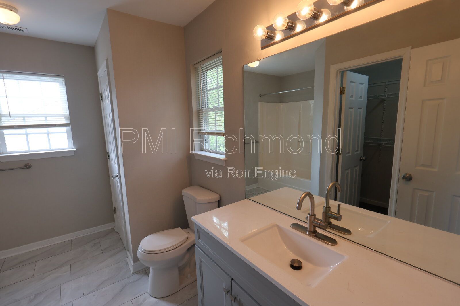 Single Family Colonial Style Home in the Cedar Grove Subdivision! property image