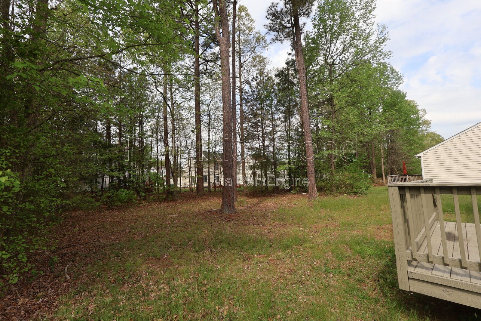 Single Family Colonial Style Home in the Cedar Grove Subdivision! property image
