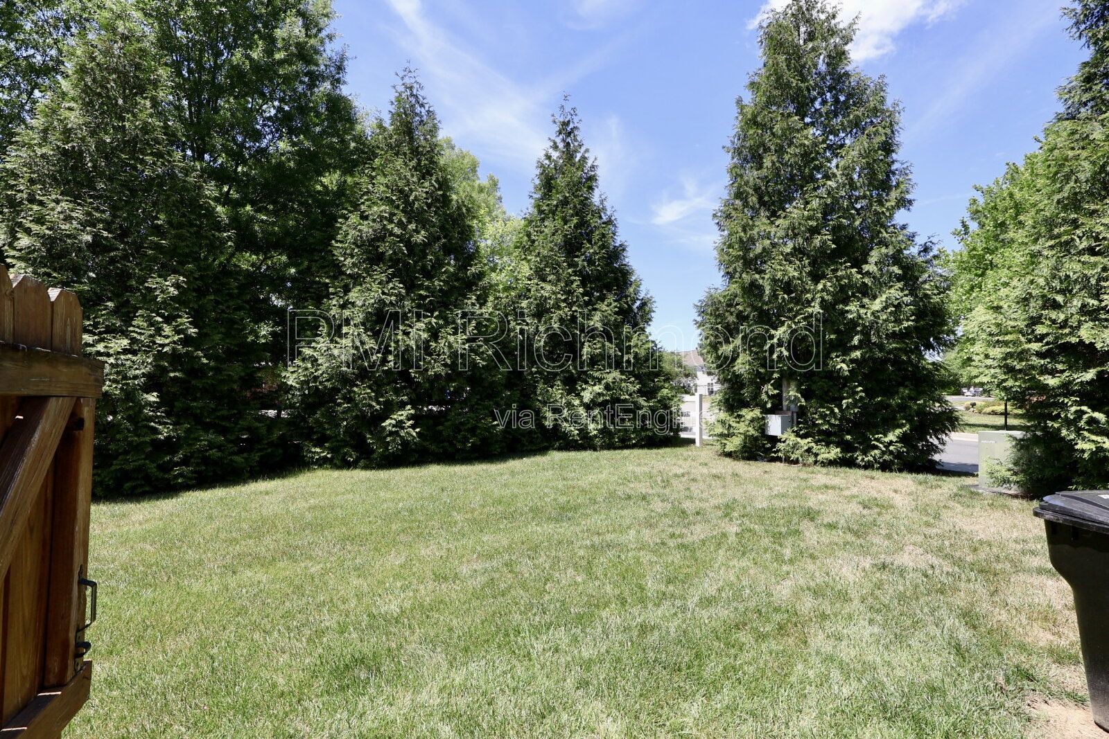 Updated 3-Bed Townhouse in Ashland with a Stunning Kitchen! property image