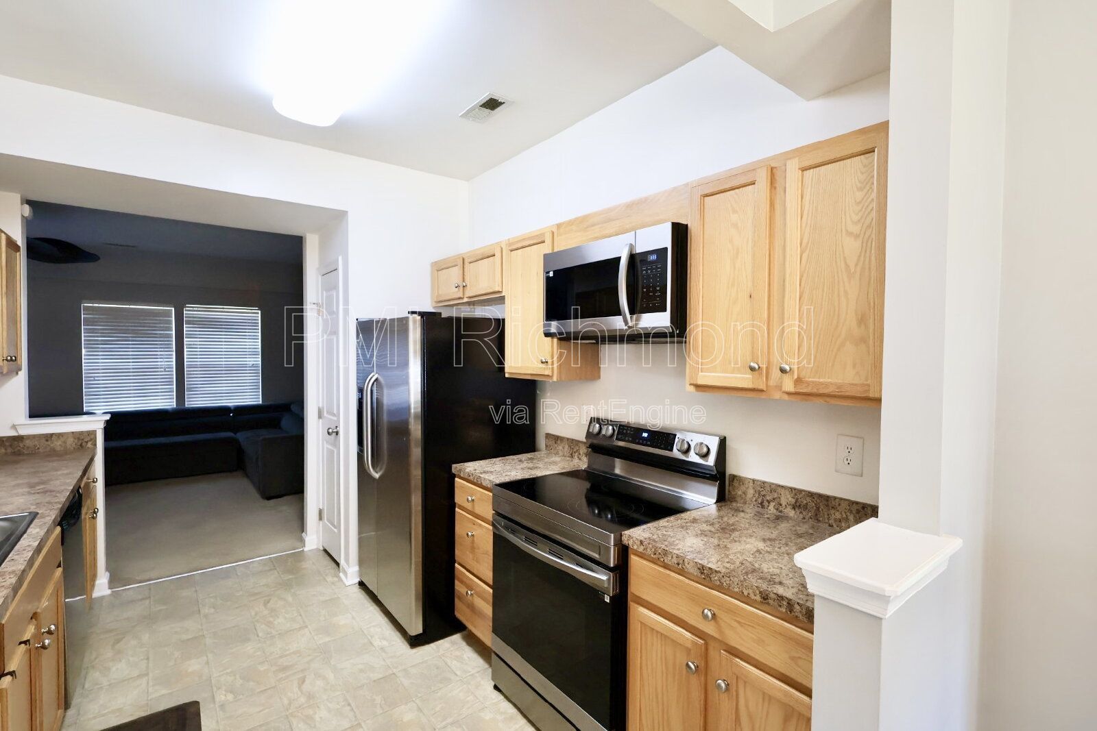 Charming 3-Bed Townhome with 1452 Sq Ft of Comfort in North Chesterfield! property image