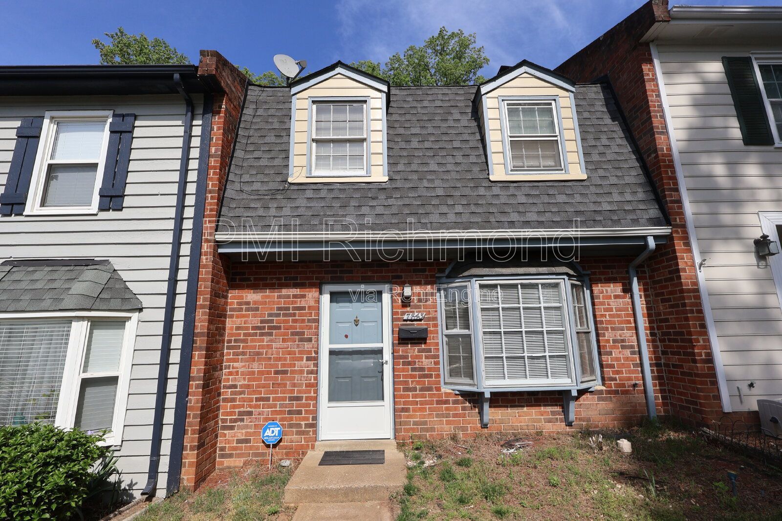 2-Story Colonial Dutch Style Home in Providence Green Subdivision of Chesterfield! property image