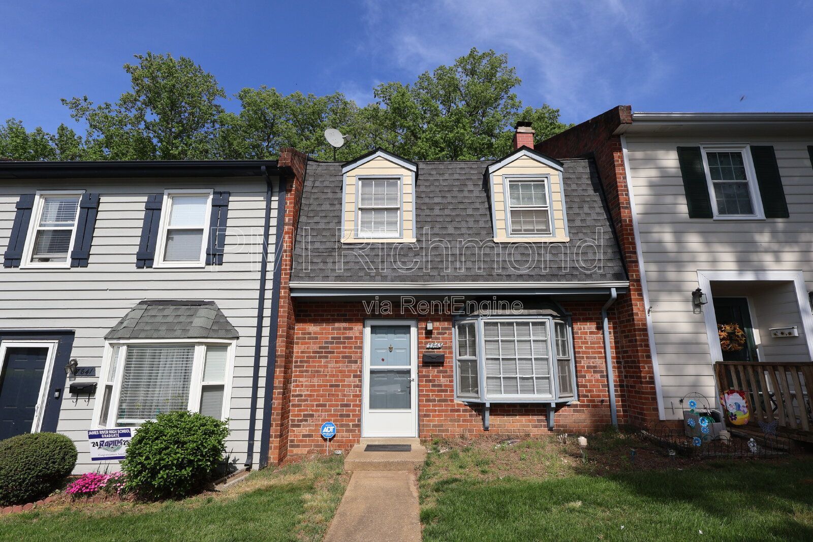 2-Story Colonial Dutch Style Home in Providence Green Subdivision of Chesterfield! property image