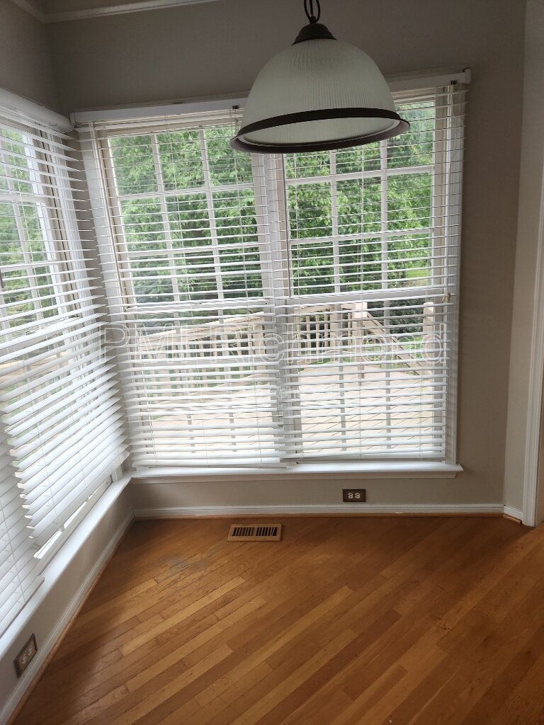 Beautiful 4-Bed Home in the Subdivision of Manor Park at Wyndhm in Glen Allen! property image