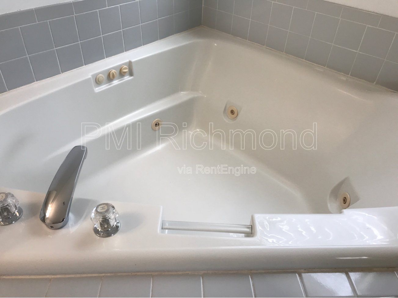 Beautiful 4-Bed Home in the Subdivision of Manor Park at Wyndhm in Glen Allen! property image