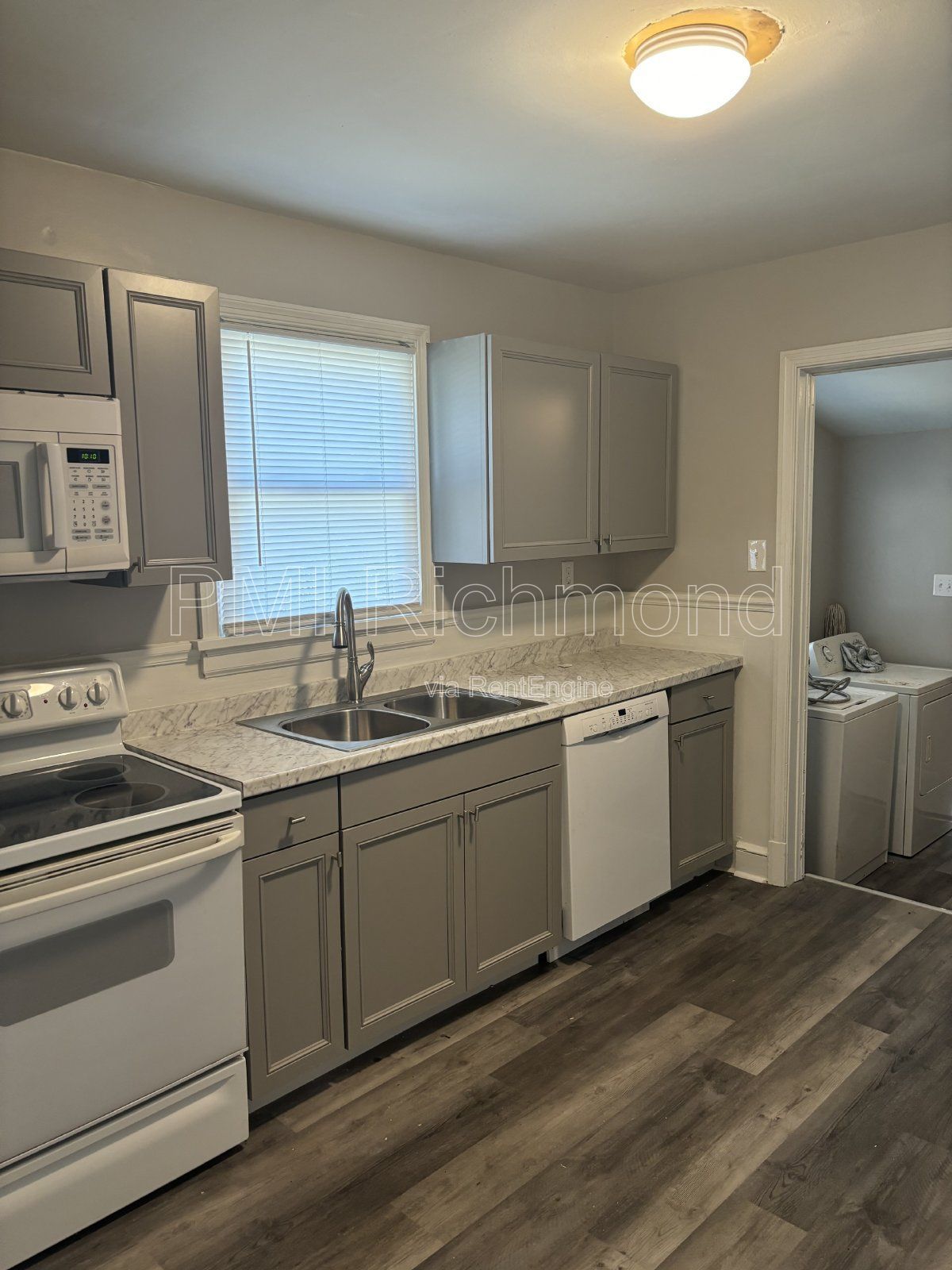 Single Family Home in the Forest View Heights Subdivision of Richmond! property image