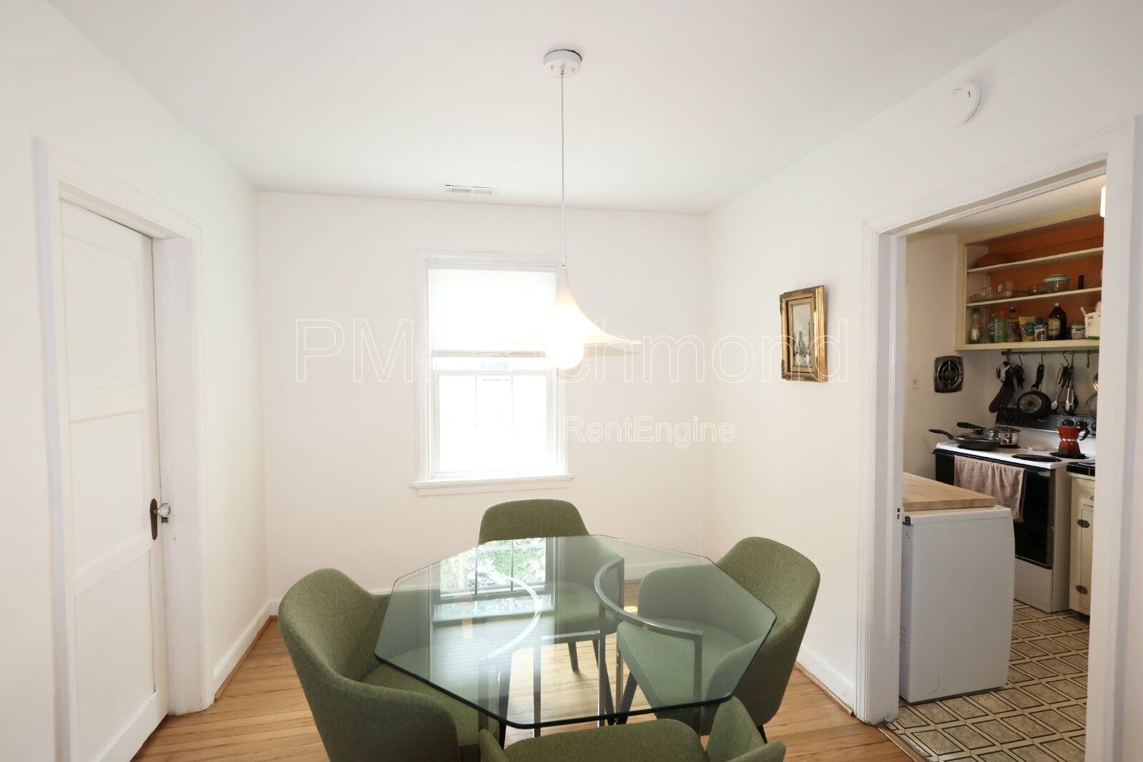 Cute & Cozy 2-Bed Retreat on Maple Avenue in Richmond! property image