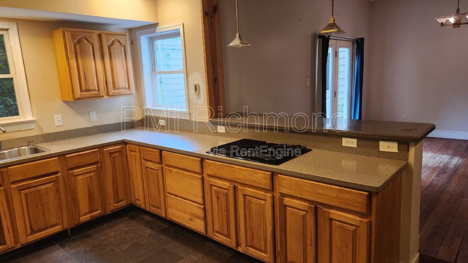 2-Story Single Family Home in Oregon Hill! property image