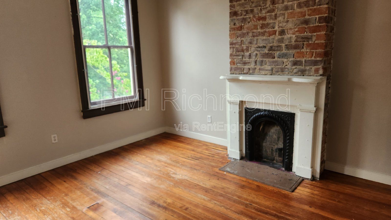 2-Story Single Family Home in Oregon Hill! property image