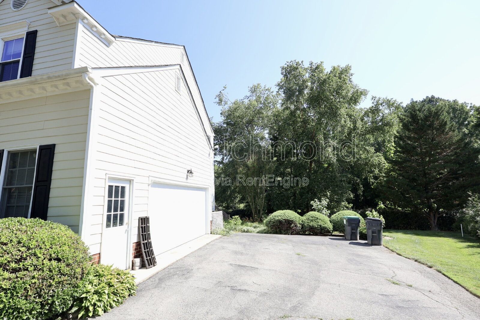 Beautiful 4-Bed Home in the Subdivision of Manor Park at Wyndhm in Glen Allen! property image
