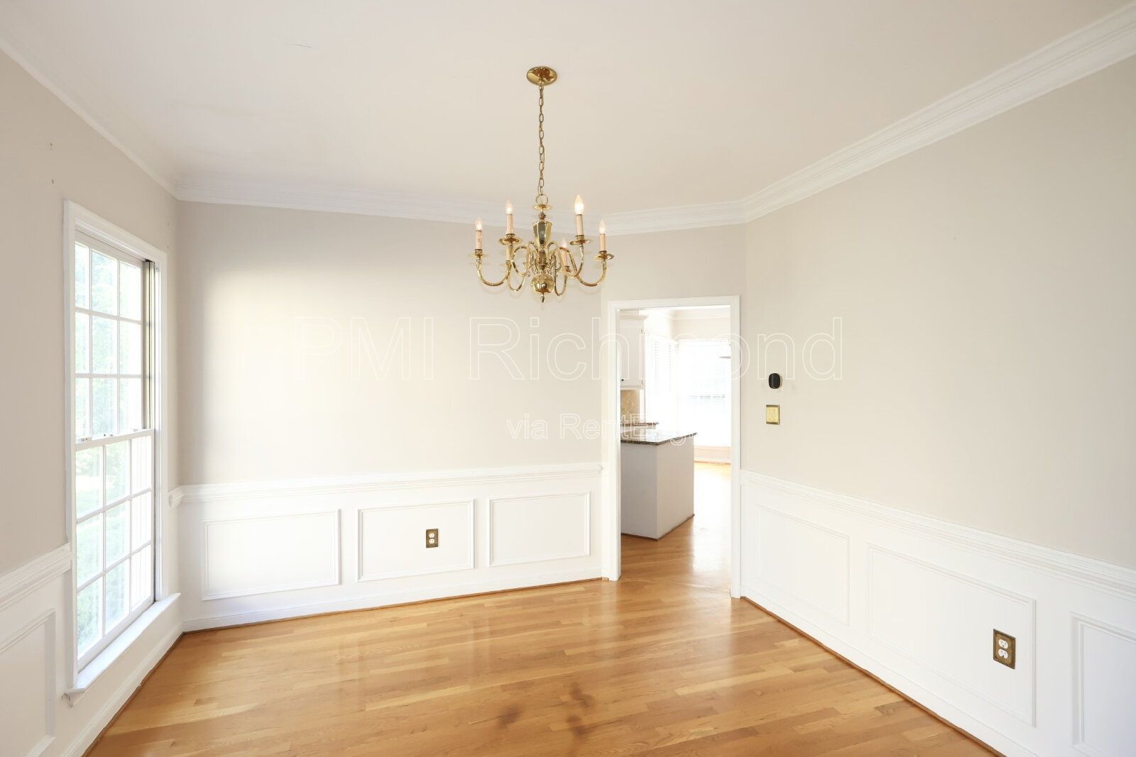 Beautiful 4-Bed Home in the Subdivision of Manor Park at Wyndhm in Glen Allen! property image