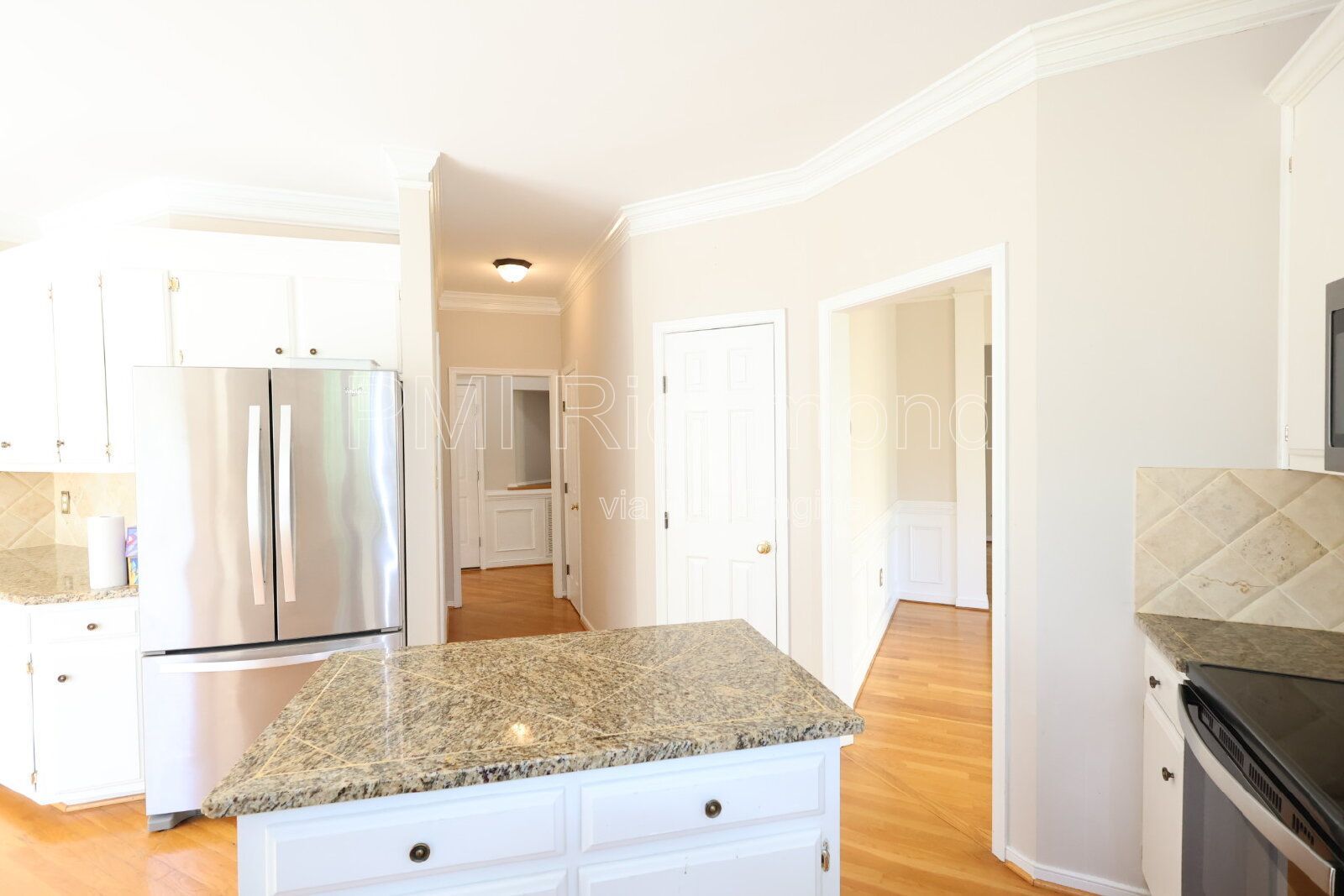 Beautiful 4-Bed Home in the Subdivision of Manor Park at Wyndhm in Glen Allen! property image