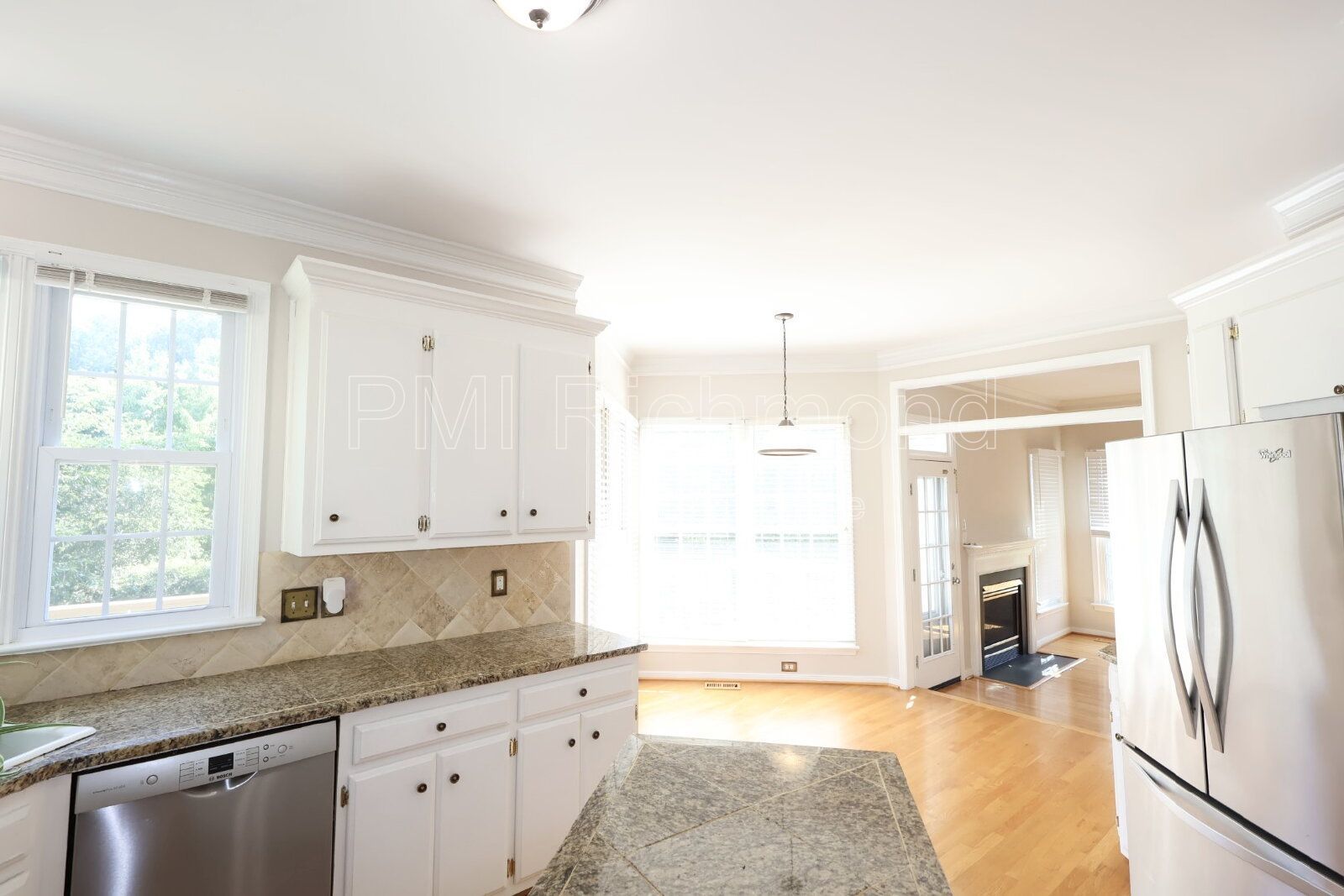 Beautiful 4-Bed Home in the Subdivision of Manor Park at Wyndhm in Glen Allen! property image