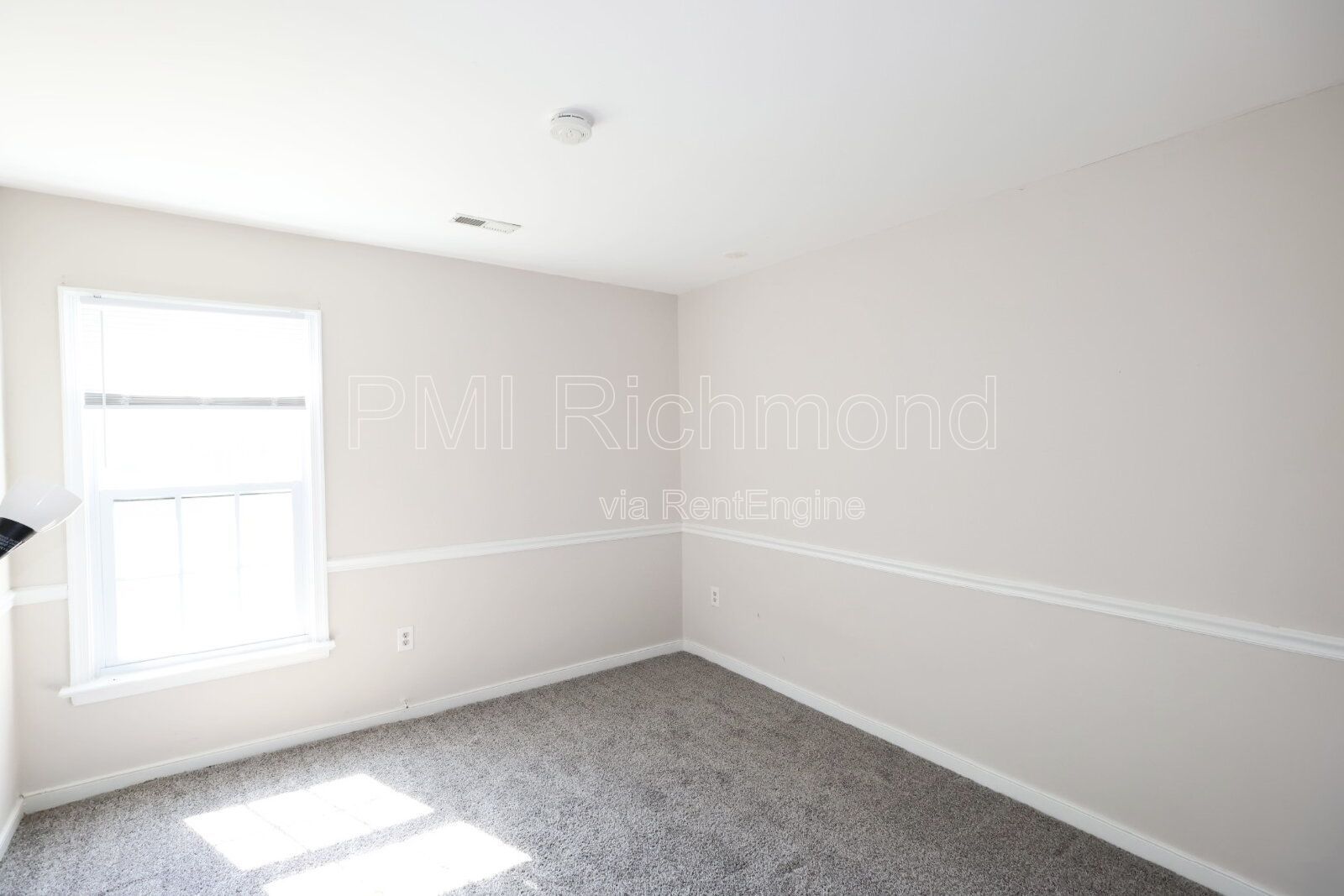 Beautiful 4-Bed Home in the Subdivision of Manor Park at Wyndhm in Glen Allen! property image