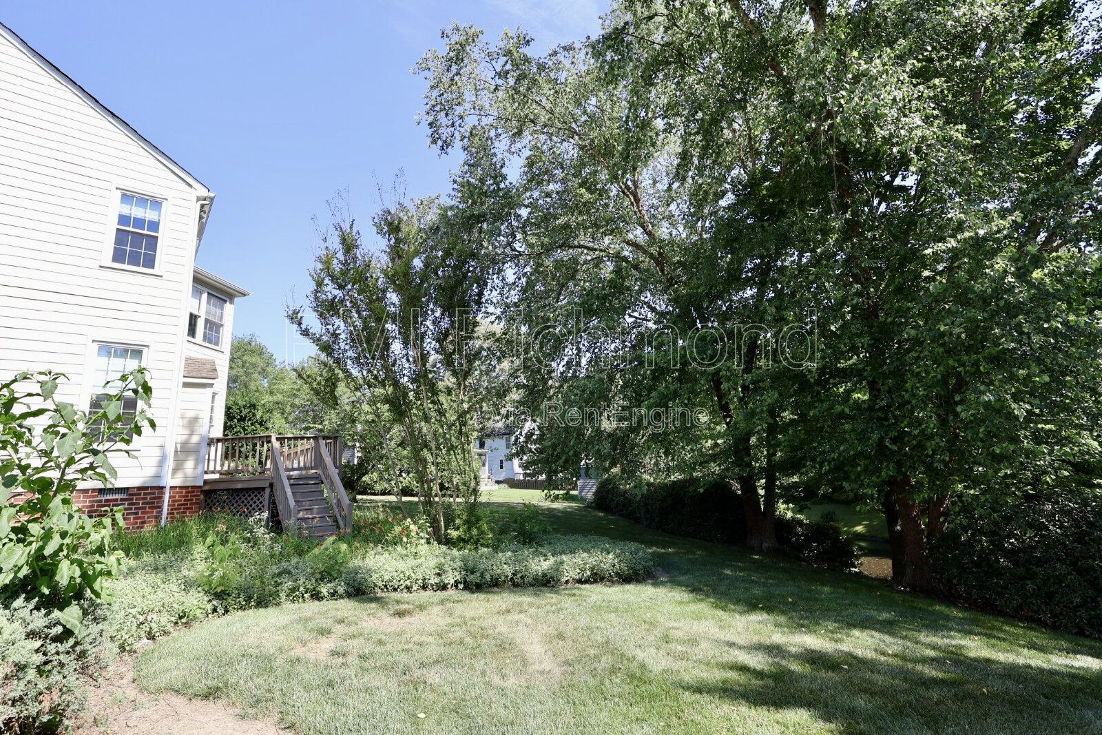 Beautiful 4-Bed Home in the Subdivision of Manor Park at Wyndhm in Glen Allen! property image