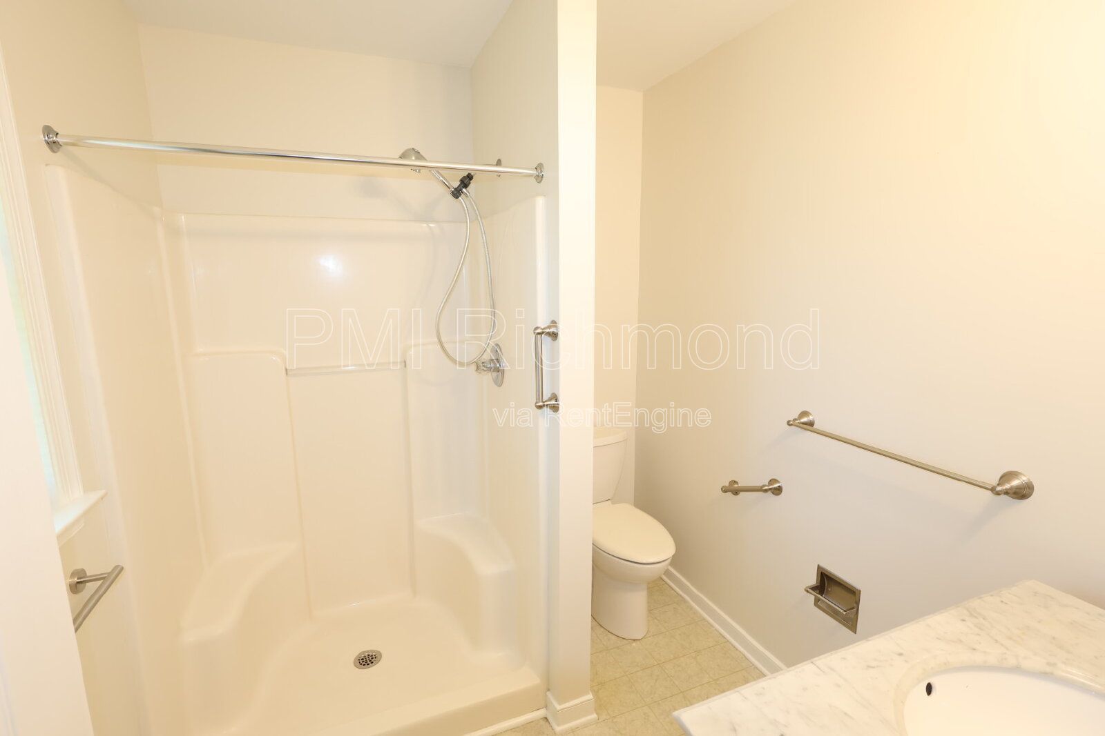 Charming 3-Bed Chesterfield Home with Elegant Granite Touches! property image