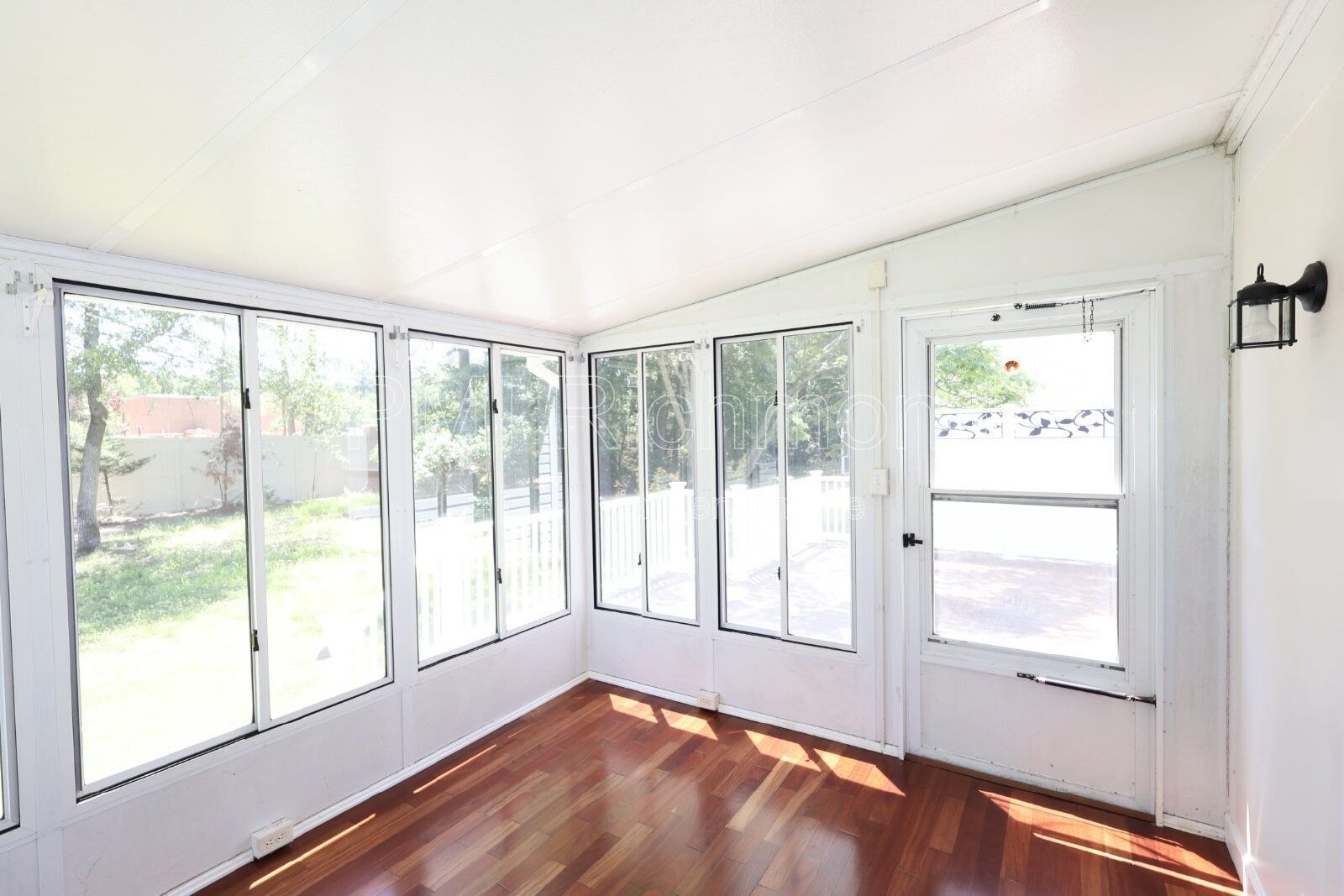 Charming 3-Bed Chesterfield Home with Elegant Granite Touches! property image